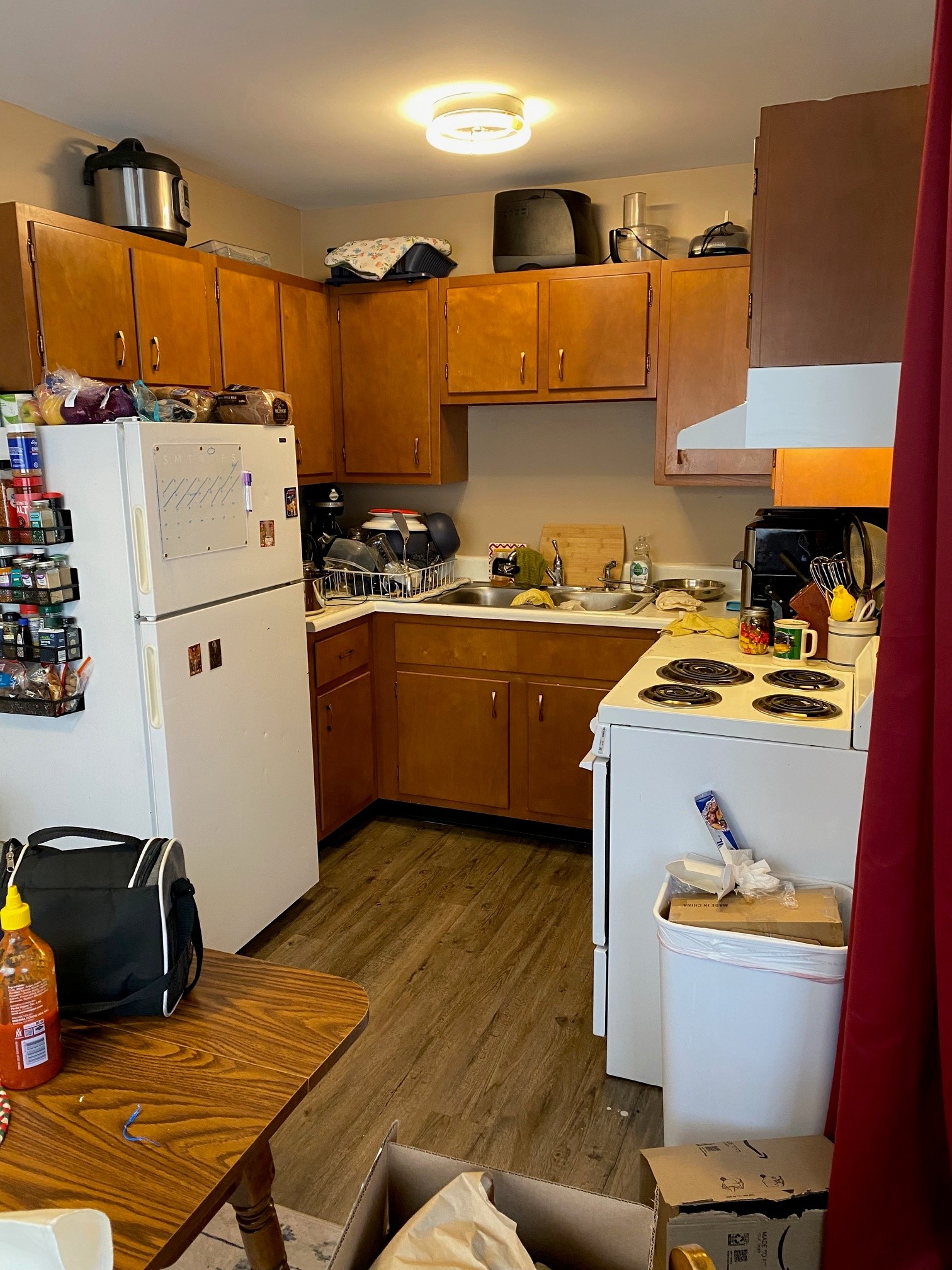 1101 N College Ave., Apts. 1-3