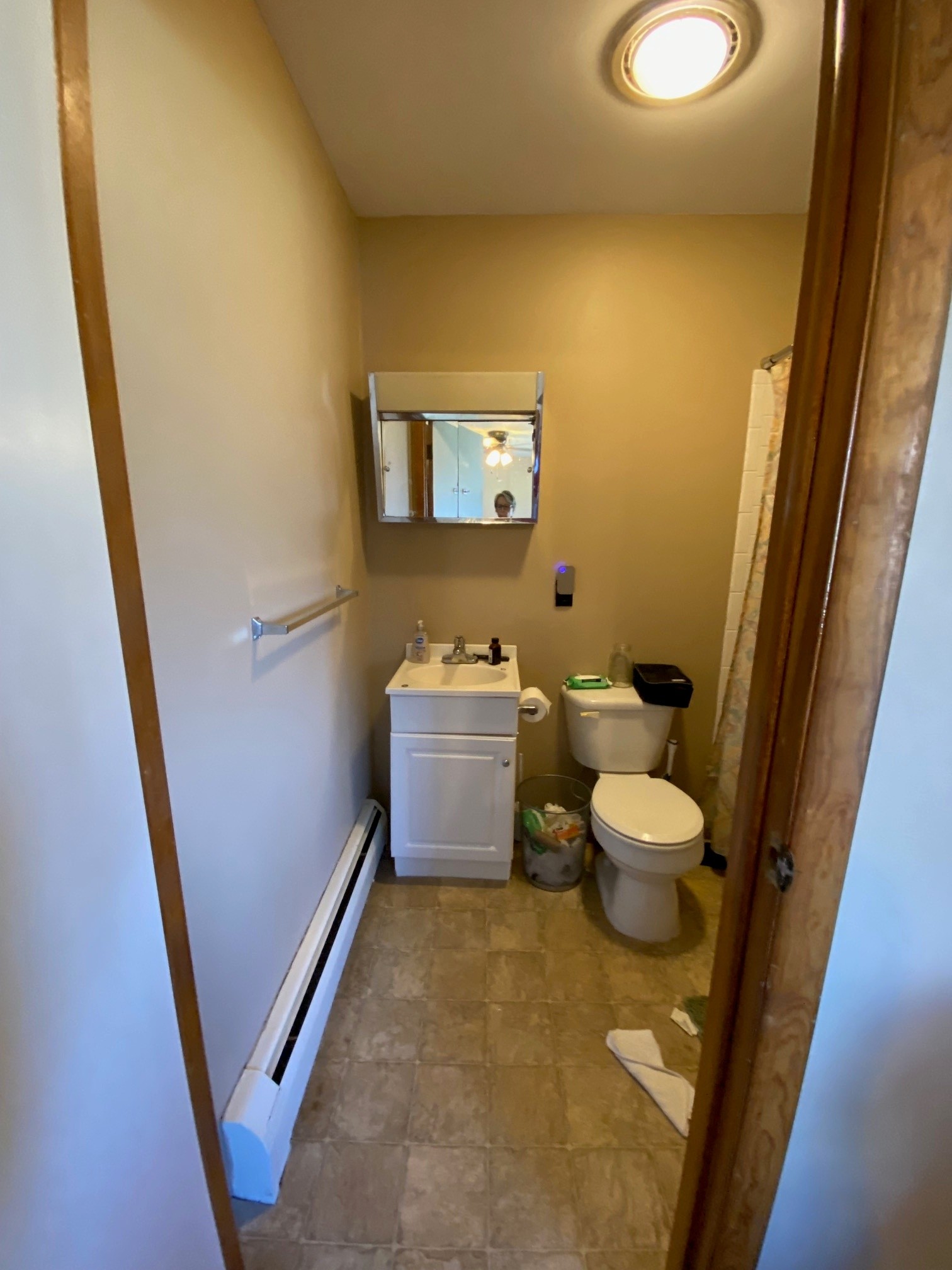 1101 N College Ave., Apts. 1-3