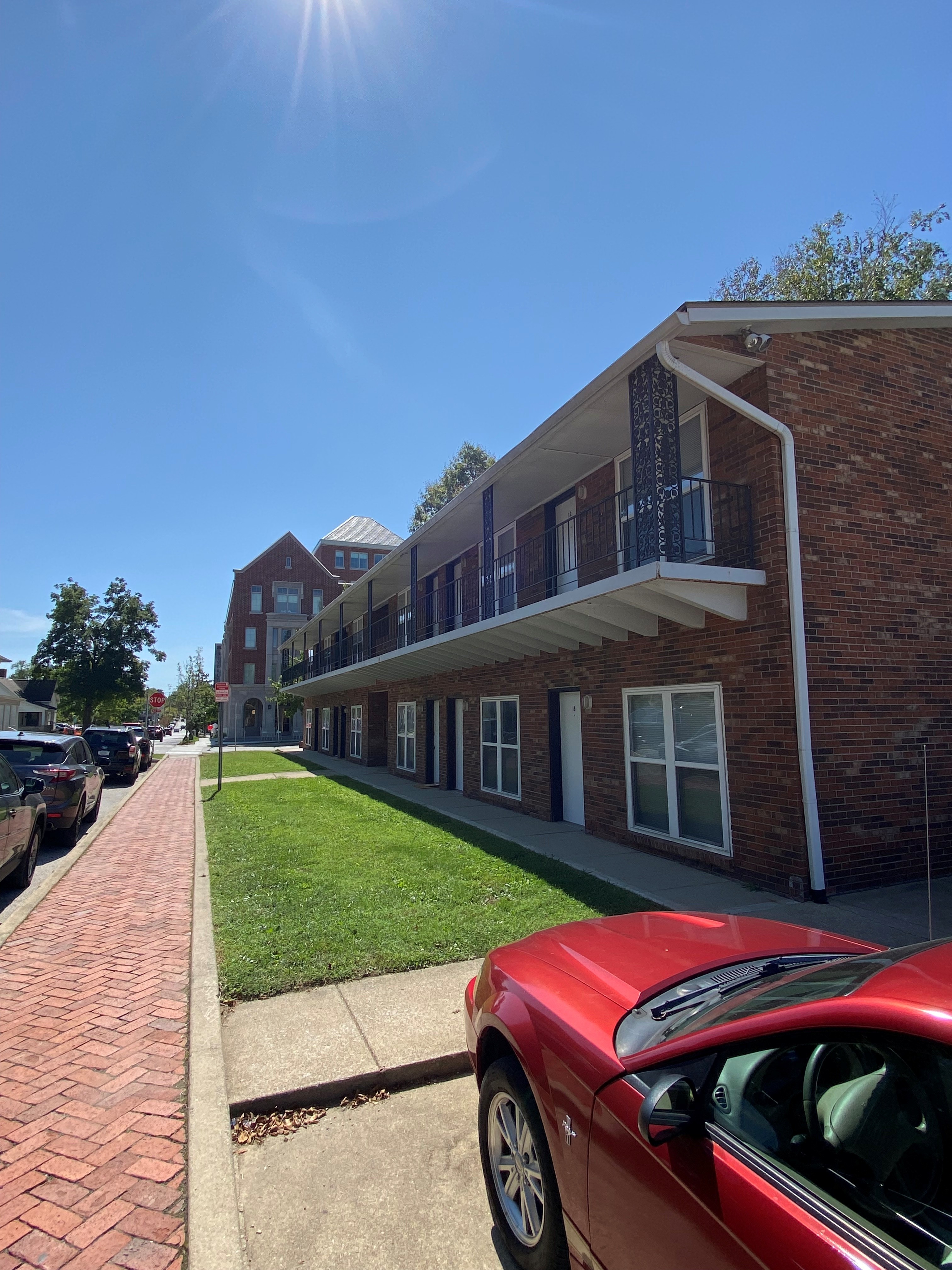 305 N Dunn Street