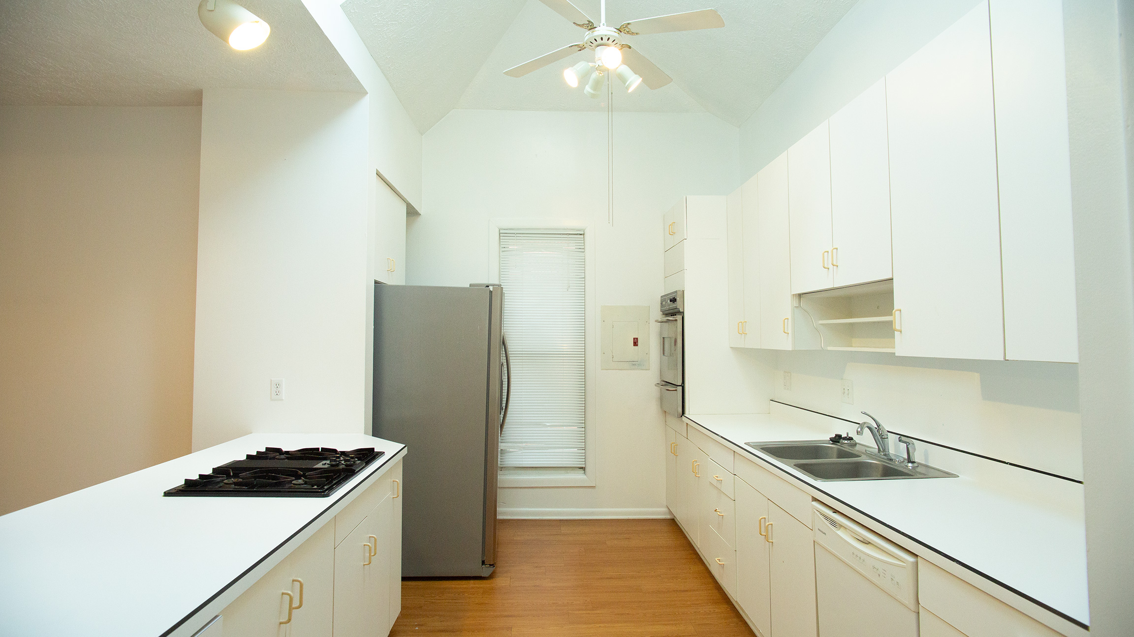 114 E 7th Street, Unit 2