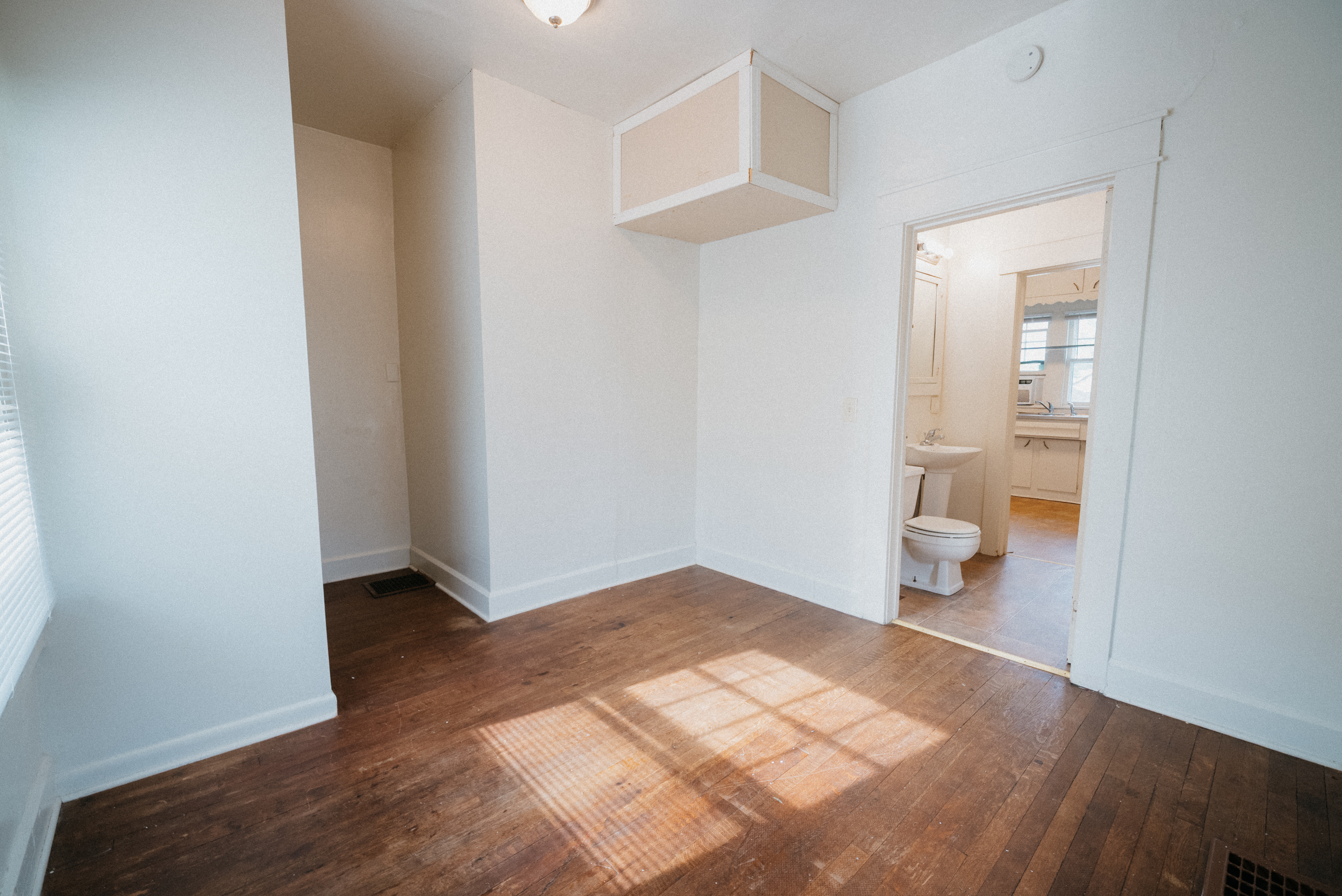 211 E. 1st Street, Unit B