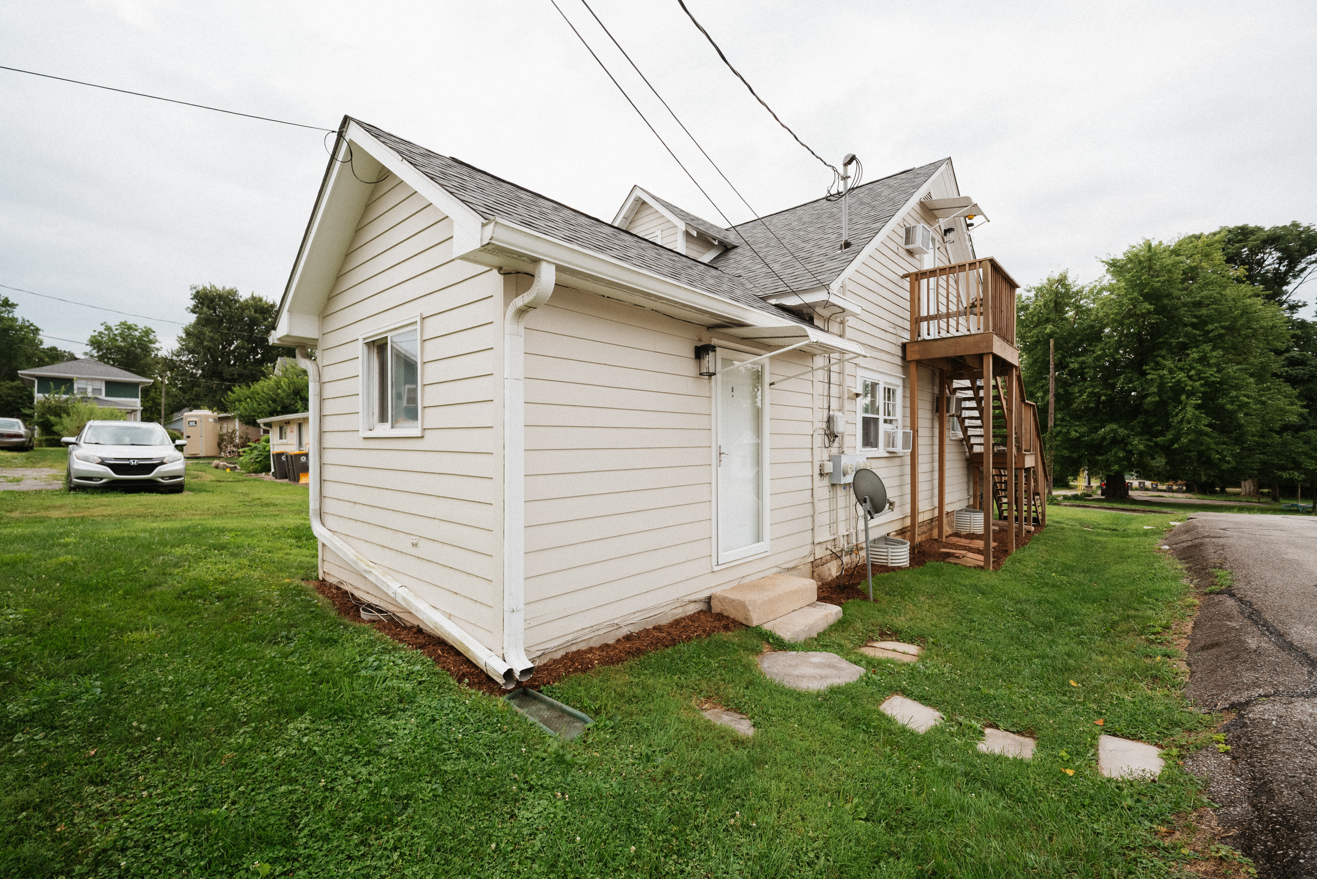 211 E. 1st Street, Unit B